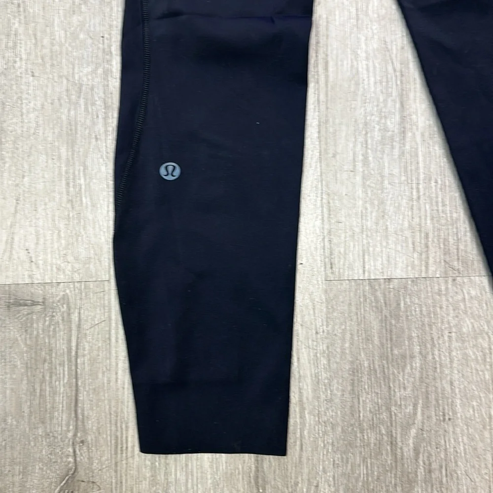 Lululemon Fast and Free High-Rise Tight 25” Pockets
Updated - Picture 9 of 11